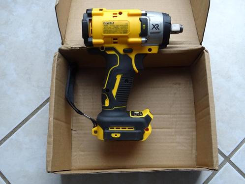 Dewalt-schroevendraaier en zijn functionele accessoires, Doe-het-zelf en Bouw, Gereedschap | Machine-onderdelen en Toebehoren