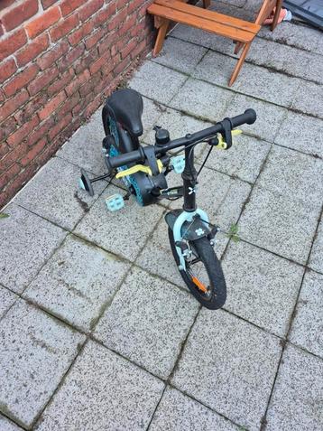 Kinderfiets met zijwieltjes  beschikbaar voor biedingen