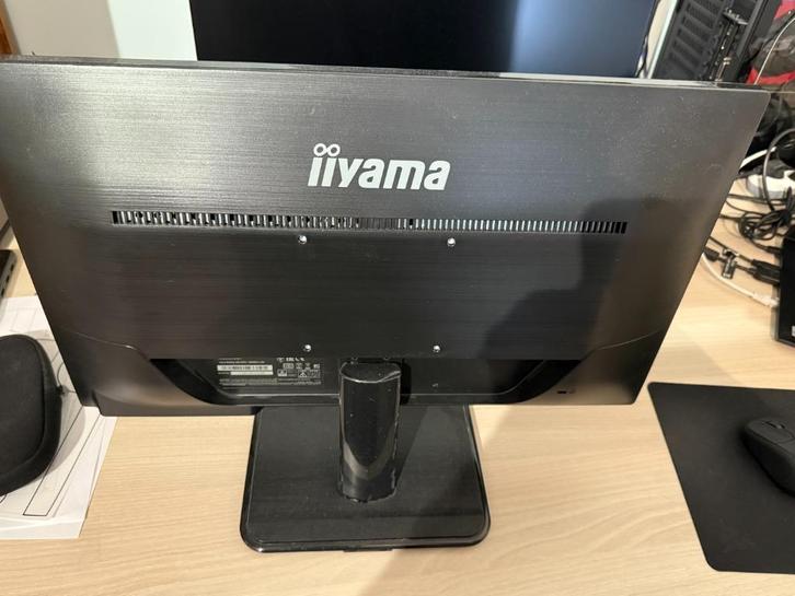 Ilyama ProLite XU229OHS Monitor 22", Computers en Software, Monitoren, Gebruikt, 61 t/m 100 Hz, DVI, HDMI, VGA, Ingebouwde speakers