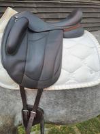 Magnifique selle  dressage forestier aachen, Dieren en Toebehoren, Paarden en Pony's | Zadels, Ophalen of Verzenden, Zo goed als nieuw