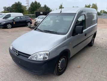 Opel Combo 1.7 CDTI 75 PK - Blanco gekeurd beschikbaar voor biedingen