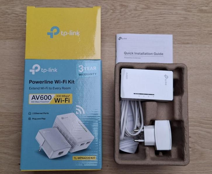 TP-Link TL-PA4220KIT Powerline RJ45-stekker, 500 MBPS, Computers en Software, Powerlines, Zo goed als nieuw, Ophalen of Verzenden