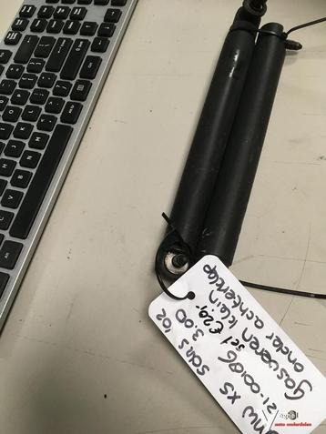 BMW X5 '02 3.0 D gasveren achterklep onder beschikbaar voor biedingen
