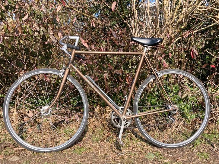 Antieke Main d’Or Cherry van Kessels (huismerk Eddy Merckx), Fietsen en Brommers, Fietsen | Heren | Herenfietsen, Ophalen