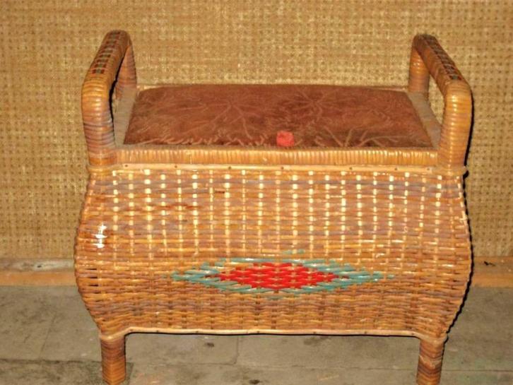 Zeer mooi oude rieten naaikoffer, Antiek en Kunst, Curiosa en Brocante, Ophalen