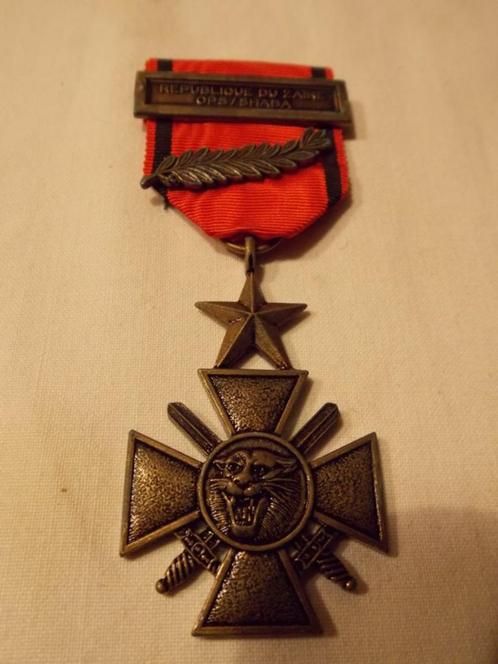 croix de la bravoure militaire ops Shaba 2eme REP, Verzamelen, Militaria | Algemeen, Landmacht, Lintje, Medaille of Wings, Ophalen of Verzenden
