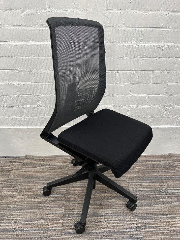 Student en op zoek naar een deftige bureaustoel?, Huis en Inrichting, Bureaustoelen, Bureaustoel, Ophalen of Verzenden