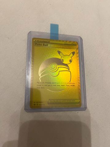 Gold poke ball beschikbaar voor biedingen