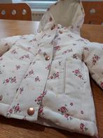 Veste fille 6-9 mois - printemps, Enfants & Bébés, Vêtements de bébé | Autre, Enlèvement, Comme neuf, Fille