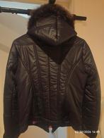 Petite veste doudoune femme., Enlèvement