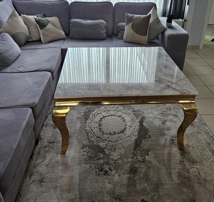 Luxe marmeren salontafel – goudkleurig onderstel, Huis en Inrichting, Tafels | Salontafels, Zo goed als nieuw, 50 tot 75 cm, 100 tot 150 cm