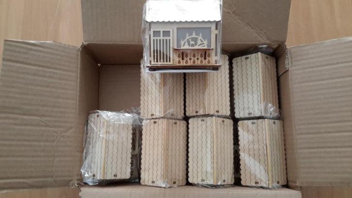 Lot / partij houten huisjes + LED KERST ( NIEUW ), Diversen, Kerst, Nieuw, Ophalen of Verzenden