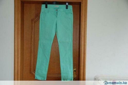 Pantalon vert clair dames Pimkie - taille 38, Vêtements | Femmes, Culottes & Pantalons, Porté, Taille 38/40 (M), Vert, Enlèvement ou Envoi