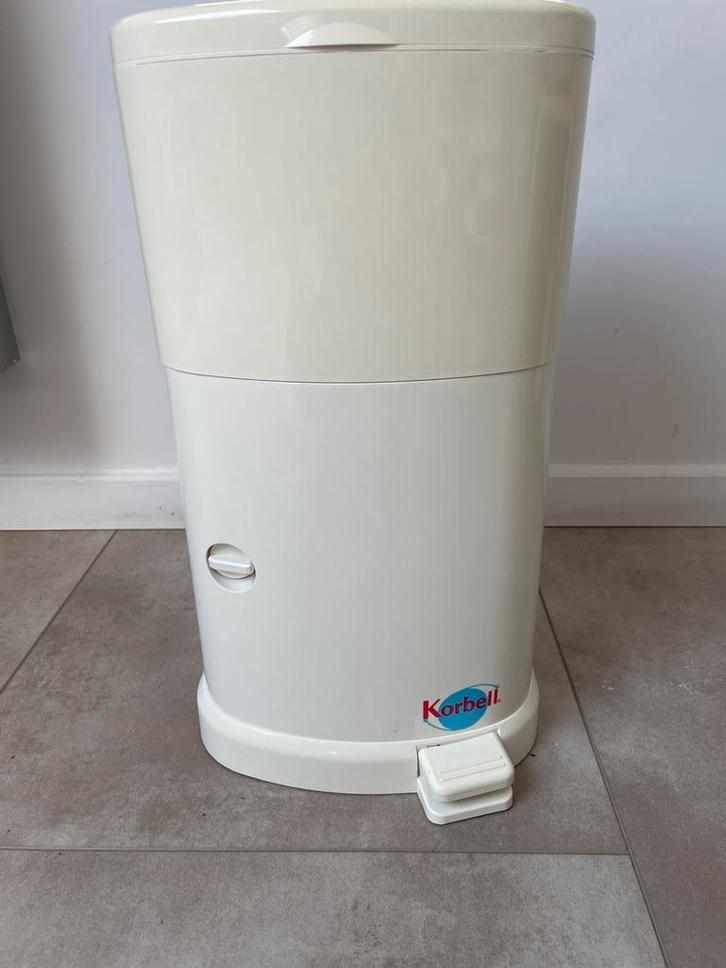 Poubelle à couches anti-odeurs Korbell, Enfants & Bébés, Bains & Soins, Utilisé, Poubelle à couches, Enlèvement