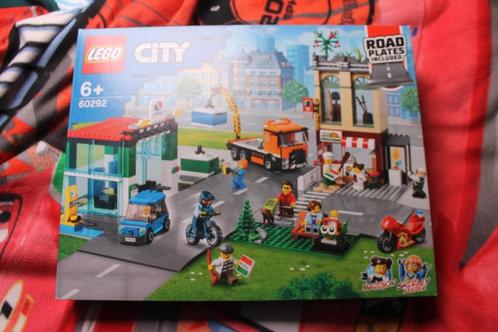 LEGO 60292 City Stadscentrum - Nieuw in de doos., Kinderen en Baby's, Speelgoed | Duplo en Lego, Nieuw, Lego, Complete set, Ophalen of Verzenden