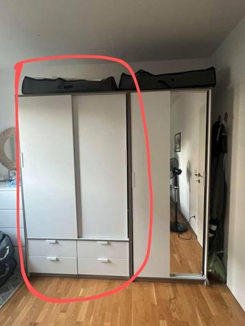 Schuifdeurkast 'trysil' van IKEA beschikbaar voor biedingen