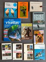 11 verschillende boeken over dieren, Ophalen, Zo goed als nieuw, Honden