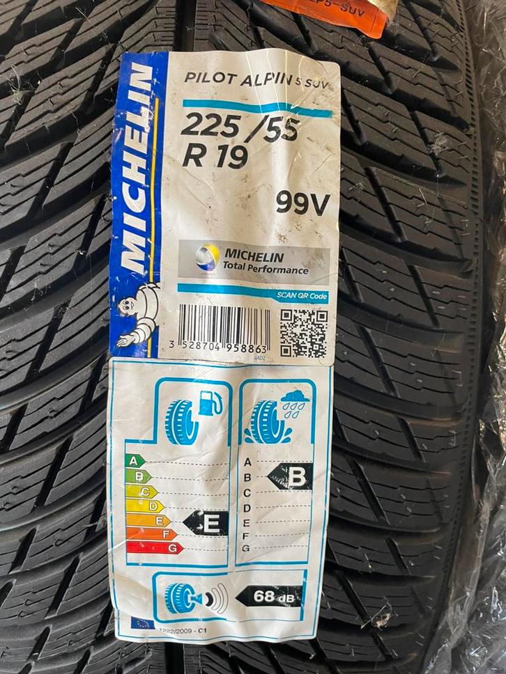 Vente pneus hiver Michelin Pilot Alpin 5 SUV – 225/55 R19, Auto-onderdelen, Banden en Velgen, Band(en), Winterbanden, 19 inch