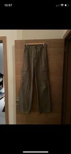 Cargo broek van stradivarius, Kleding | Dames, Groen, Lang, Zo goed als nieuw, Maat 36 (S)