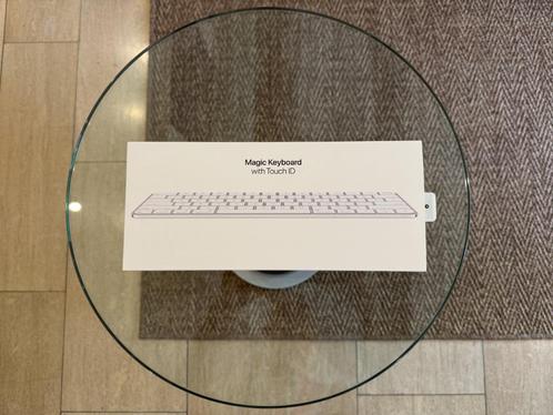 Apple Magisch toetsenbord met Touch ID - Azerty, Computers en Software, Toetsenborden, Zo goed als nieuw, Azerty, Draadloos, Ophalen of Verzenden