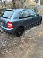 Skoda fabia 1.4tdi diesel ct ok pret à immatriculer carpass, Autos, Skoda, Argent ou Gris, Achat, Boîte manuelle, Noir