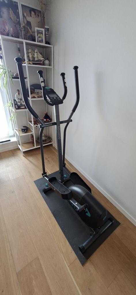 Domyos 120 crosstrainer, Sport en Fitness, Fitnessapparatuur, Zo goed als nieuw, Crosstrainer, Ophalen