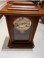 Mooi Tafel klokje ,Werkende staat met Sleutel,Germany, Ophalen of Verzenden
