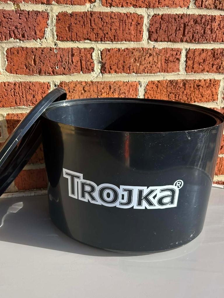 Trojka bac à glaçons, Enlèvement ou Envoi, Utilisé