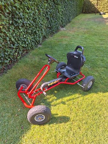 Go cart tot ongeveer 11 jaar beschikbaar voor biedingen