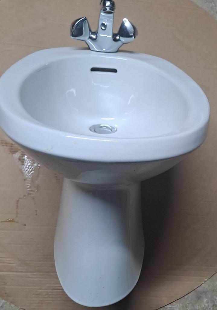 Bidet, Doe-het-zelf en Bouw, Sanitair, Gebruikt, Overige typen, Chroom, Steen, Ophalen