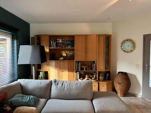 Wandmeubel HÜLSTA massief hout; Uitstekende staat, Huis en Inrichting, Kasten | Wandmeubels, Zo goed als nieuw, 200 cm of meer