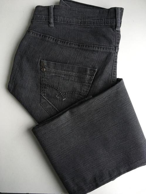 jeans grijs maat 40, Kleding | Dames, Spijkerbroeken en Jeans, Zo goed als nieuw, W30 - W32 (confectie 38/40), Grijs, Ophalen of Verzenden