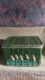 Coffre en bambou, Enlèvement