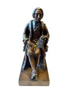 Bronzen beeldje dat de Franse filosoof Voltaire voorstelt, Ophalen of Verzenden, Brons