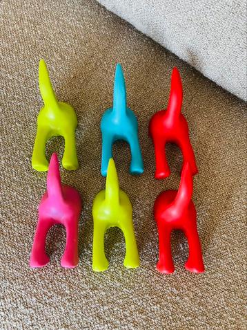 🐶 Set van 6 kinderkapstokhaken – Honden in leuke kleuren 🎨 beschikbaar voor biedingen