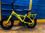 Vélo enfant à partir 3,5 ans jaune vendu avec petites roues, Vélos & Vélomoteurs, Comme neuf, Stabilisateurs, Moins de 16 pouces