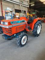 Kubota 25 pk 4x4-tractor in goede staat, Zakelijke goederen, Machines en Bouw | Houtbewerking, Ophalen of Verzenden