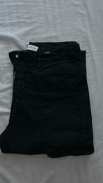 Magnifique pantalon cargo Zara pour femme, Vêtements | Femmes, Enlèvement, Comme neuf