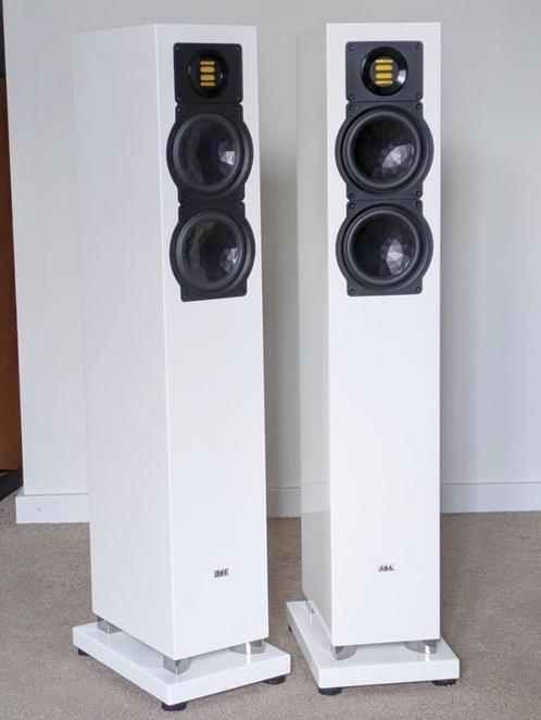 Elac FS 247.3, JET 5 ribbon tweeter, nieuwstaat en spikes, Audio, Tv en Foto, Luidsprekerboxen, Zo goed als nieuw, Front, Rear of Stereo speakers