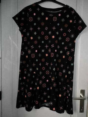 Robe été pour femme. XL (Desigual) coloris noir avec motifs