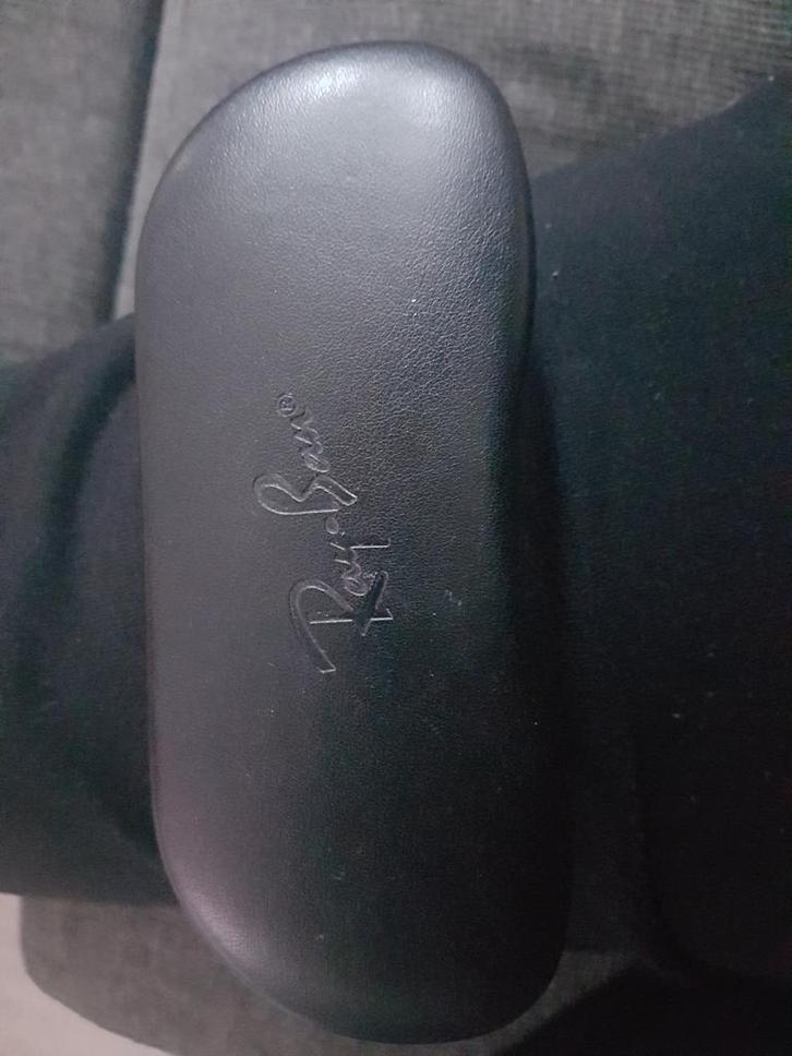 Lunettes de vue ray ban neuf à vendre, Handtassen en Accessoires, Zonnebrillen en Brillen | Dames, Bril, Ophalen