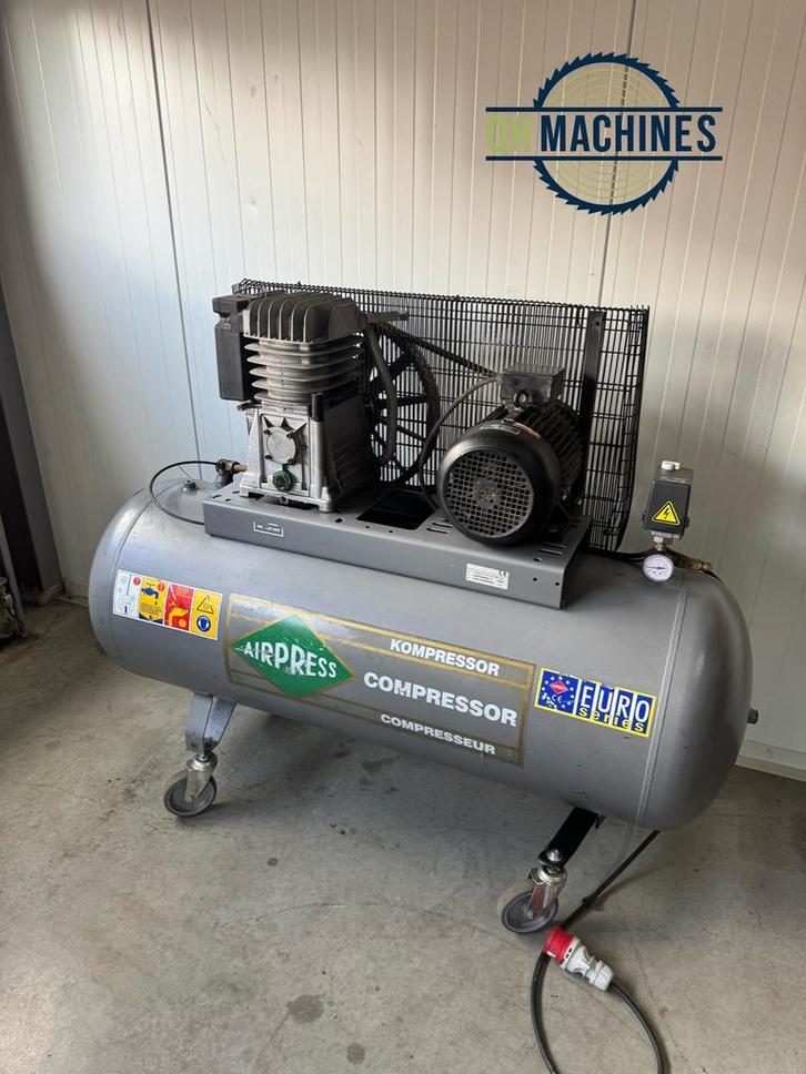 Airpress compressor 700L/min, Doe-het-zelf en Bouw, Compressors, Zo goed als nieuw, Ophalen of Verzenden