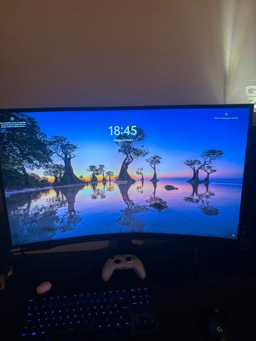 Samsung odessey g7 3inch curved gaming monitor gsync (240hz), Computers en Software, Monitoren, Zo goed als nieuw, Gaming, In hoogte verstelbaar