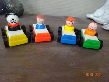 Fisher price,set 4 autootjes-popjes*VINTAGE* beschikbaar voor biedingen
