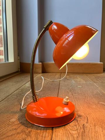 Vintage oranje bureaulamp (jaren 70) beschikbaar voor biedingen