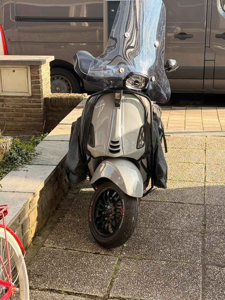 Vespa sprint E4, Fietsen en Brommers, Scooters | Vespa, Gebruikt, Overige modellen, Klasse A (25 km/u), Benzine, Ophalen