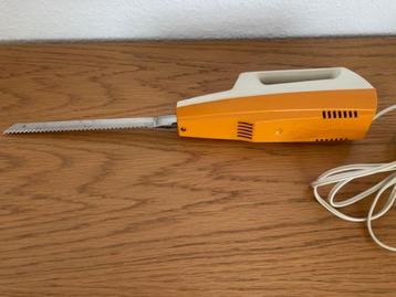 Vintage elektrisch mes Moulinex beschikbaar voor biedingen