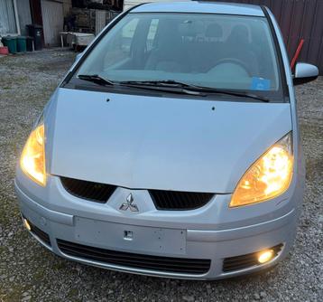 MITSUBISHI COLT 1.1 ESSNCE SUPER IMPECCABLE 0497942794, Autos, Achat, Boîte manuelle, Colt, 5 portes