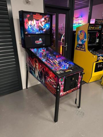 Nieuwstaat Flipperkast Stern Netflix Stranger Things Pinball beschikbaar voor biedingen