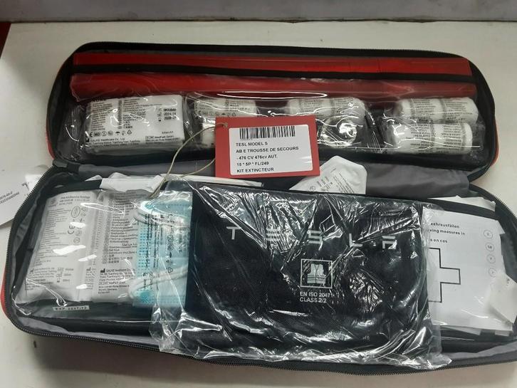 ENSEMBLE D'OUTILS (P1475076-00-D), Autos : Pièces & Accessoires, Autres pièces automobiles, Utilisé